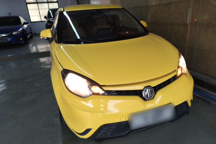 名爵3 2014款 1.3L AMT舒适版车身外观2