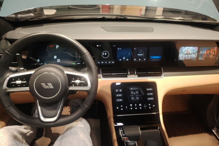 理想汽车 理想ONE 2021款 增程6座版中控内饰7002