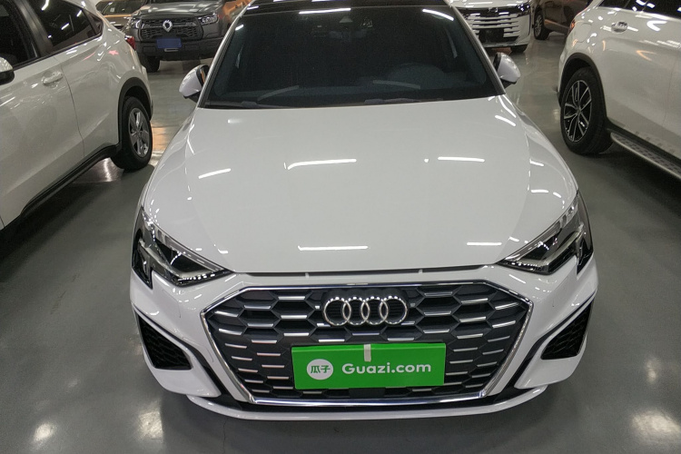 奥迪A3 2021款 Sportback 35 TFSI 时尚运动型车身外观2
