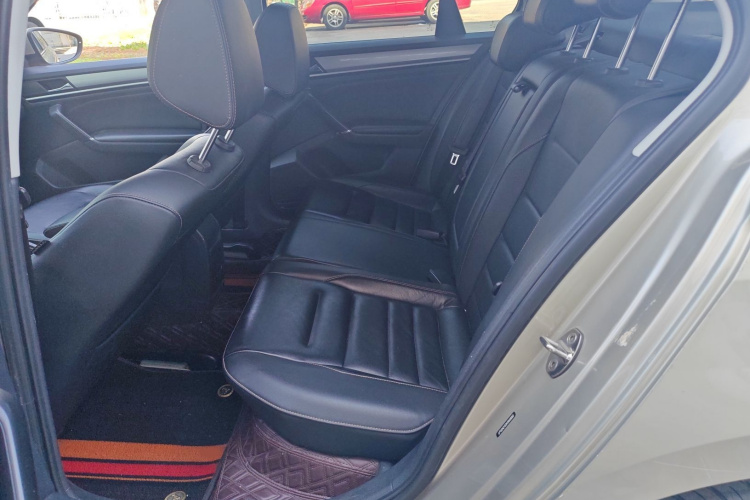 大众 宝来 2018款 1.5L 自动舒适型中控内饰21