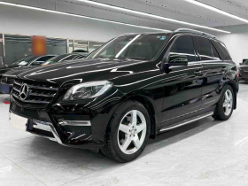 奔驰M级 2015款 ML 400 4MATIC豪华型