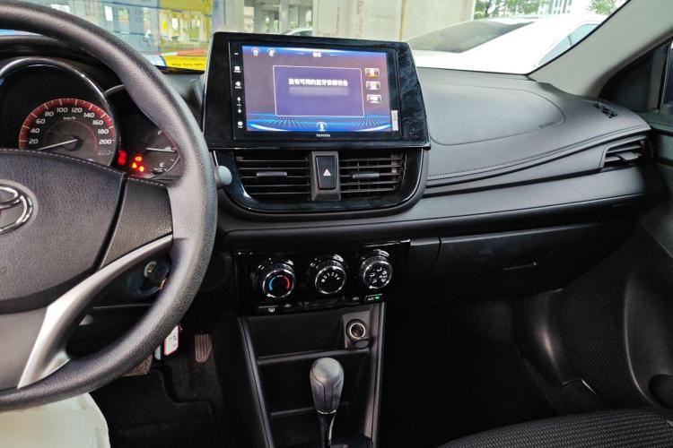 丰田 威驰 2021款 1.5L CVT创行版中控内饰12