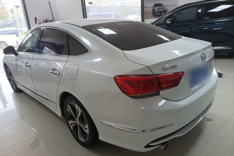 本田 思铂睿 2015款 2.4L 尊贵版车身外观4