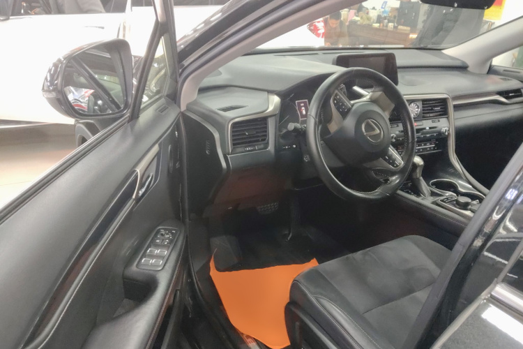 雷克萨斯RX 2016款 300 两驱精英版 国V中控内饰20