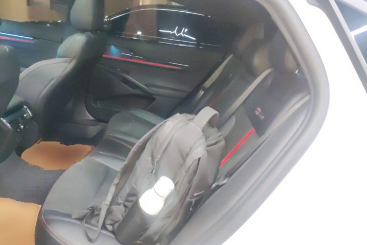 福特 蒙迪欧 2023款 EcoBoost 245 ST-Line中控内饰21