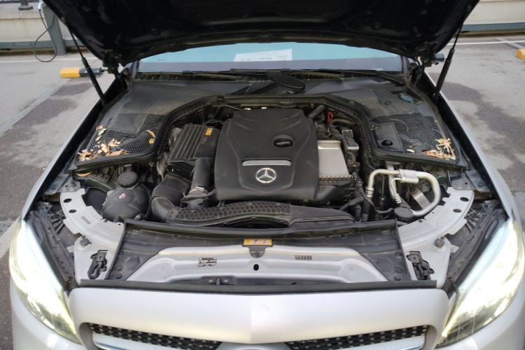 奔驰C级 2019款 C 180 L 时尚型运动版局部细节24