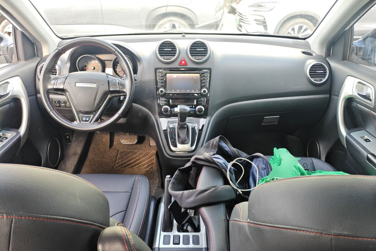 哈弗H6 2016款 升级版 1.5T 自动两驱精英型中控内饰7002