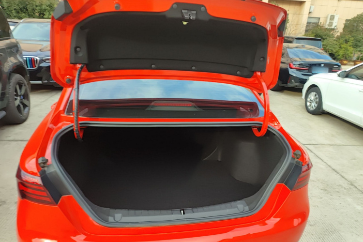 吉利汽车 缤瑞 2021款 1.4T CVT F-运动版局部细节23