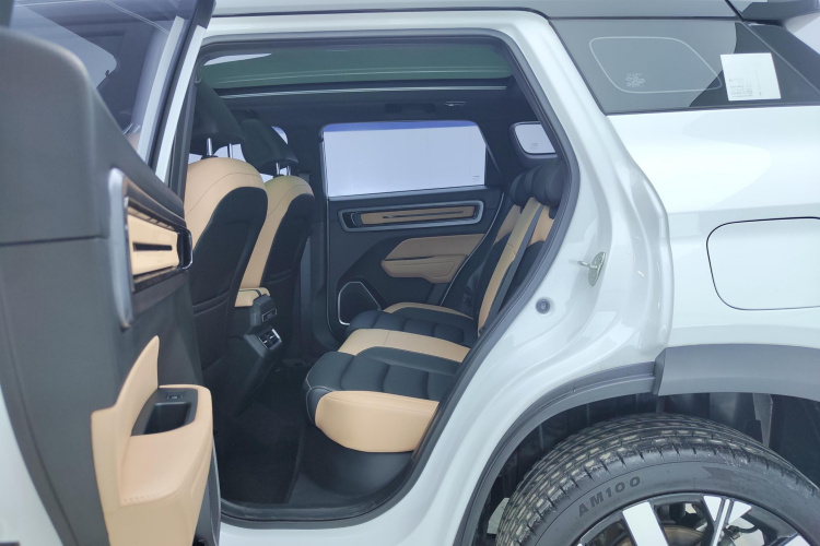 吉利汽车 吉利icon 2023款 1.5TD 巧克力醇巧版中控内饰21