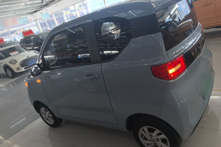 五菱汽车 宏光MINIEV 2020款 自在款 三元锂车身外观4