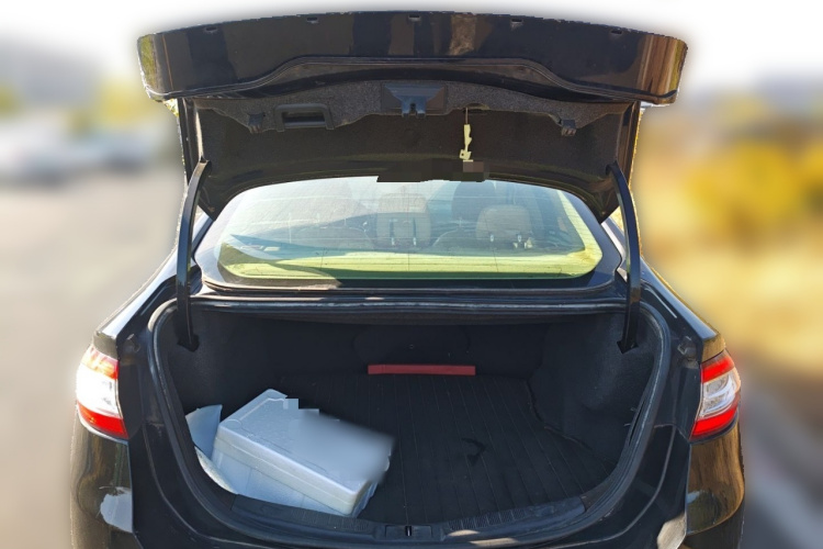 福特 蒙迪欧 2013款 2.0L GTDi200豪华型局部细节23