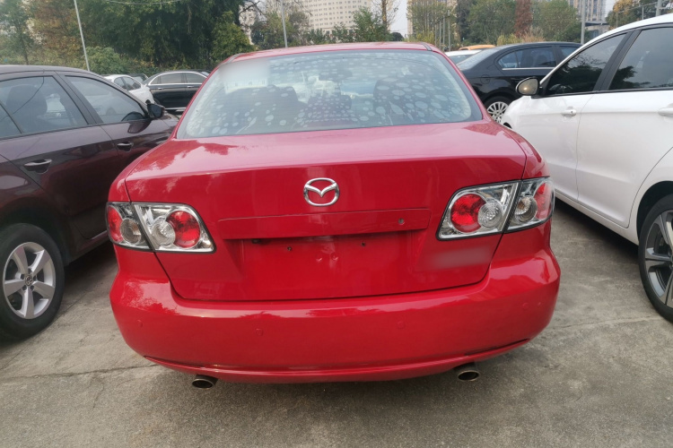 马自达6 2015款 2.0L 自动豪华型车身外观6