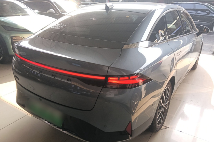 小鹏P5 2022款 460E+车身外观6005