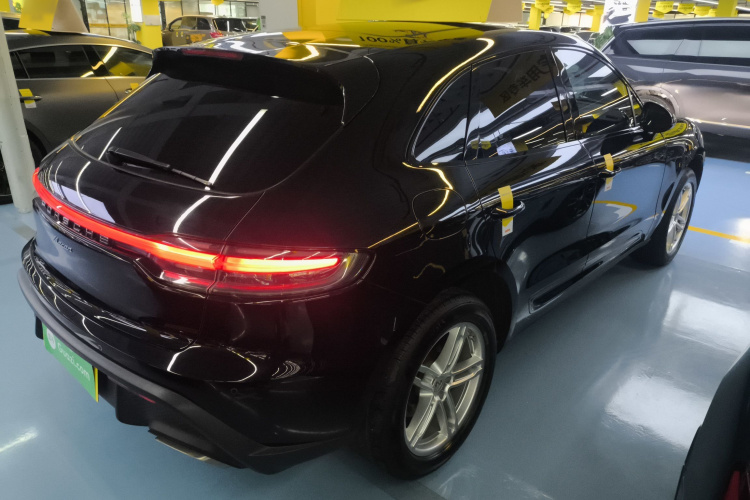 保时捷 2023款 Macan 2.0T车身外观6005