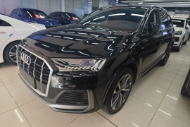 奥迪Q7 2020款 55 TFSI quattro S line运动型