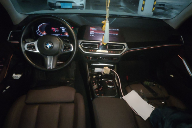 宝马3系 2020款 改款 325Li M运动套装中控内饰12