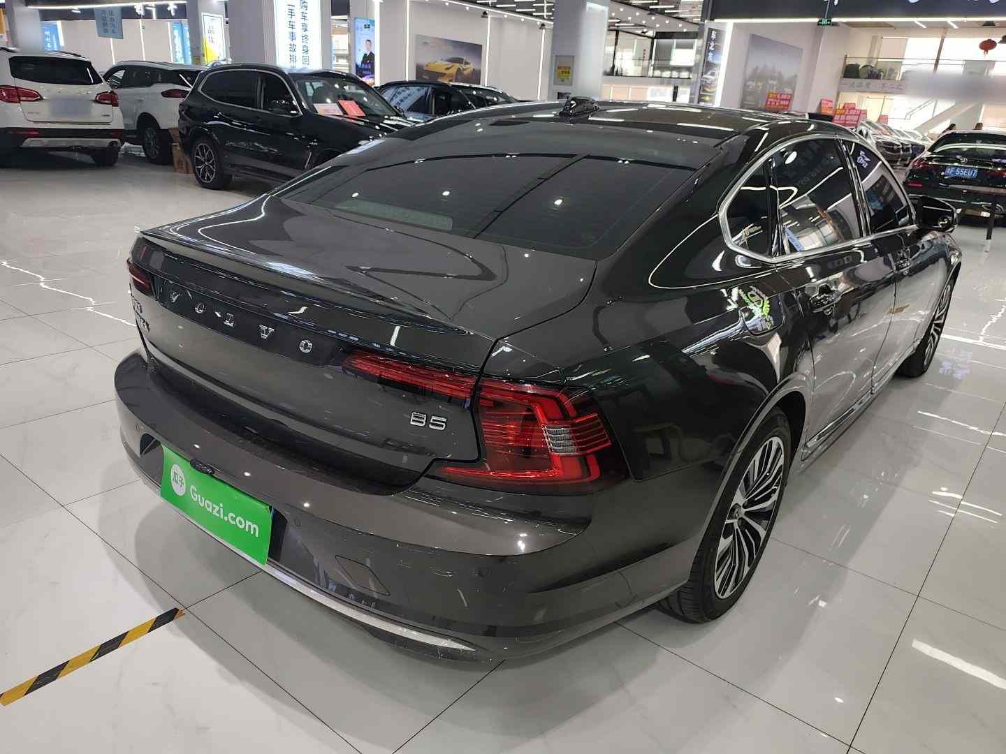 沃尔沃S90 2025款 B5 智逸豪华版(5)