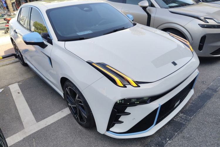 领克03 2023款 2.0TD DCT王者荣耀定制版车身外观6002