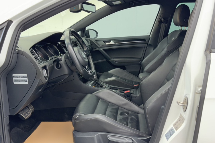 大众 高尔夫(进口) 2015款 2.0TSI R中控内饰7003