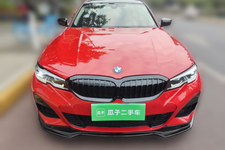 宝马3系 2020款 改款 325i M运动曜夜套装车身外观2
