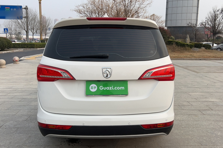 宝骏730 2017款 1.8L iAMT豪华型 7座车身外观6008