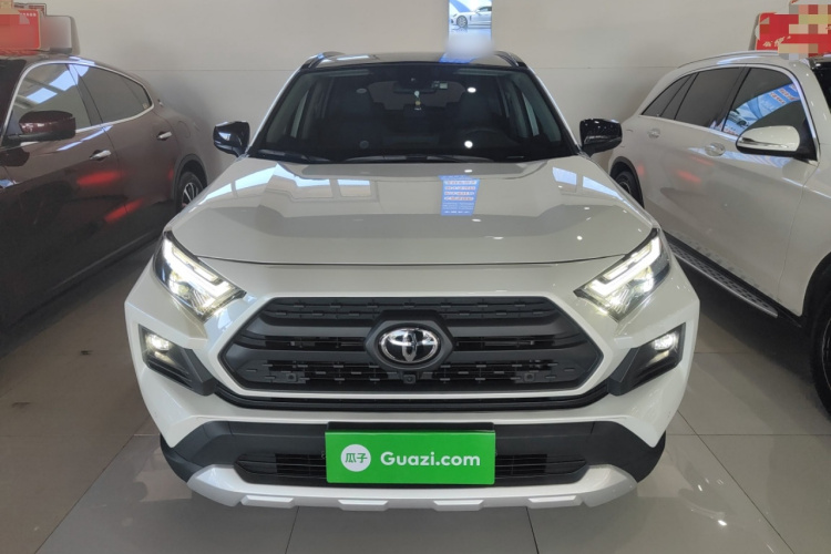 丰田 RAV4荣放 2023款 2.0L CVT四驱探险Plus版车身外观2