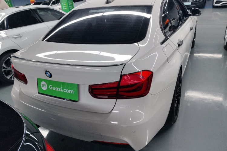 宝马3系 2017款 320Li M运动型车身外观6004