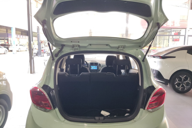 长安欧尚 奔奔E-Star 2021款 国民版 多彩款 磷酸铁锂（31.86kWh）机舱底盘23