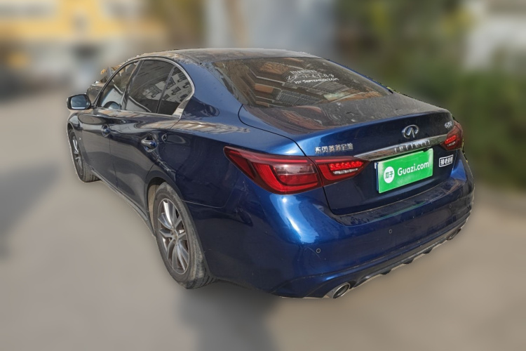 英菲尼迪Q50L 2018款 2.0T 舒适版 国VI车身外观5