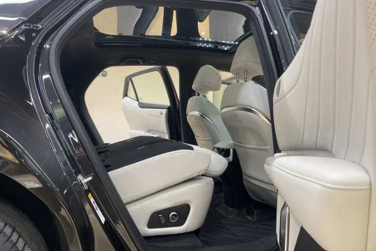 长安启源E07 2025款 增程 四驱 39kWh Ultra高性能版中控内饰7004