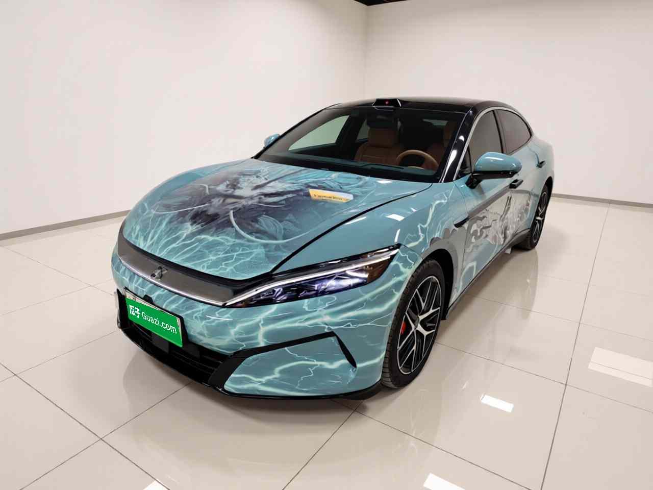 比亚迪 汉L 2025款 EV 四驱激光雷达旗舰型(2)