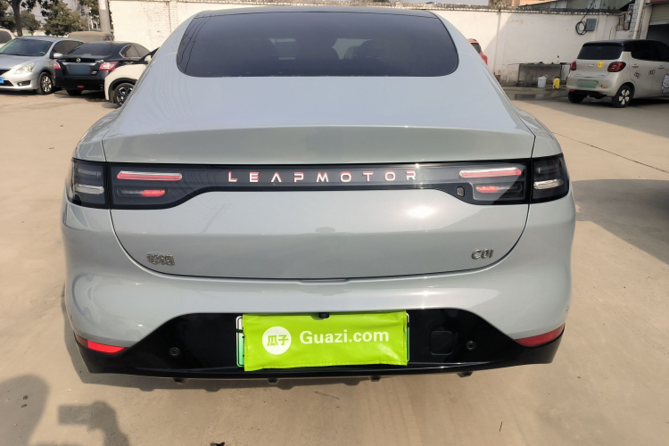 零跑汽车 零跑C01 2024款 增程 316尊享版车身外观6