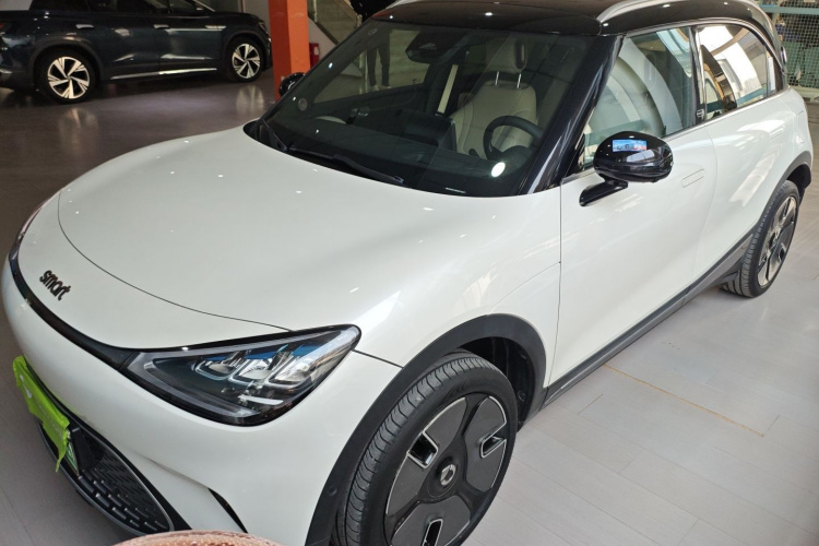 smart精灵#1 2024款 灵动豪华版车身外观1