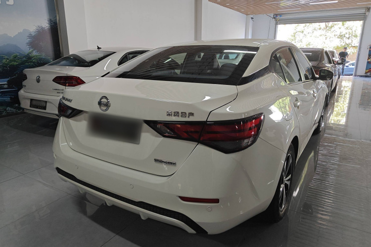 日产 轩逸 2020款 1.6L XL CVT悦享版车身外观6003