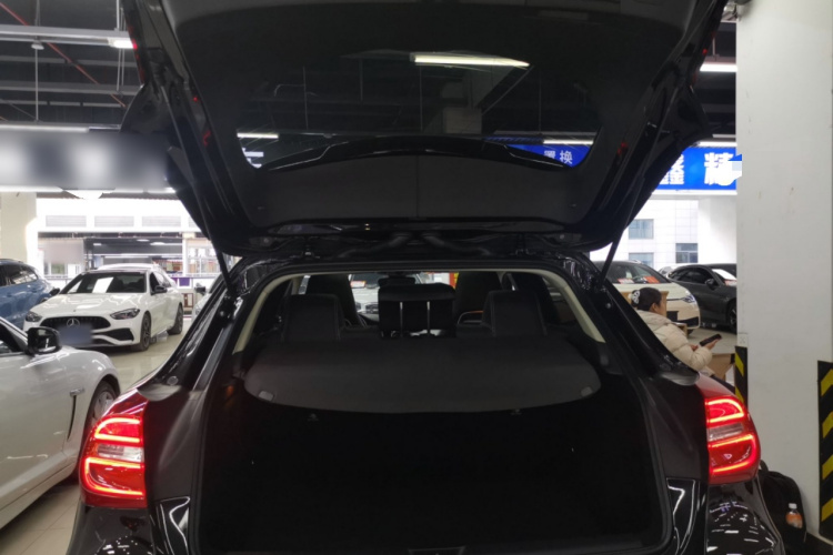 奔驰GLA 2016款 GLA 200 时尚型局部细节23