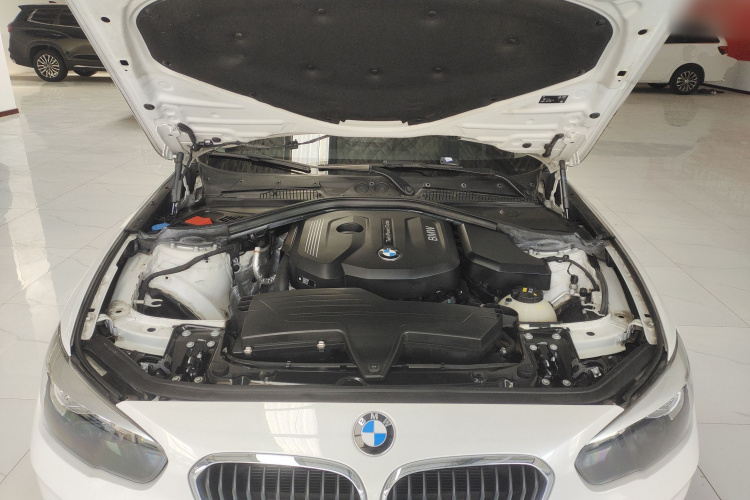 宝马1系(进口) 2018款 118i 领先型局部细节24