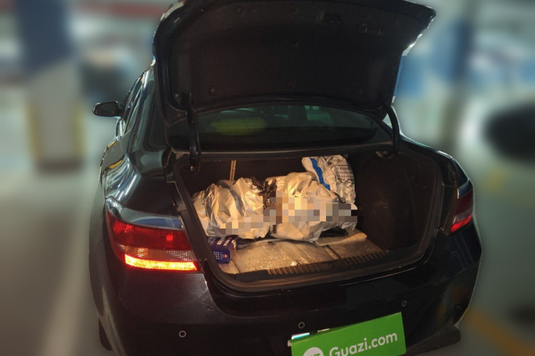 别克 英朗 2013款 GT 1.6L 自动时尚版中控内饰23