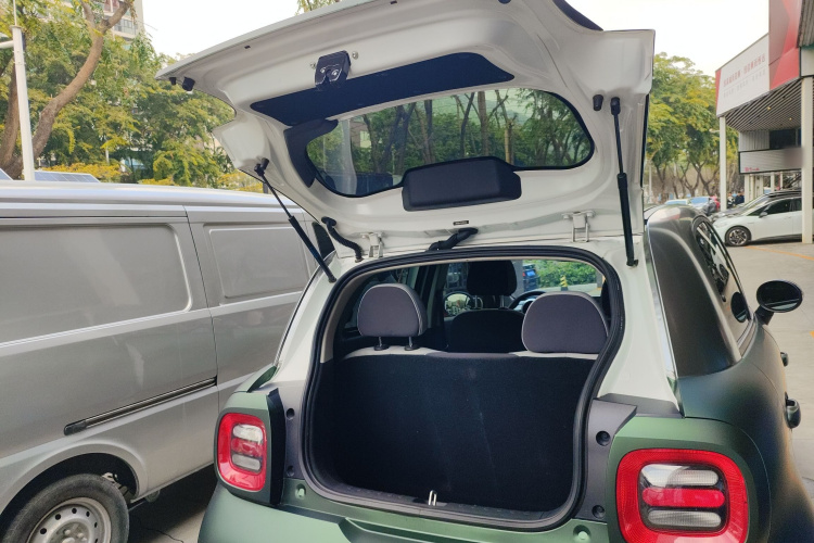 欧拉黑猫 2021款 301km 基础型机舱底盘23