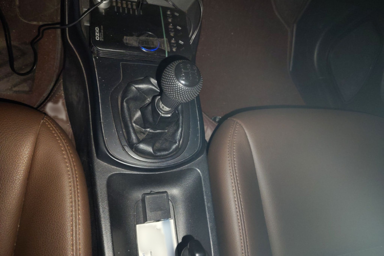 本田 锋范 2015款 1.5L 手动舒适版局部细节18