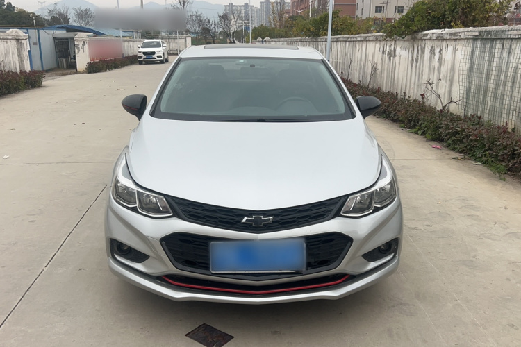 雪佛兰 科鲁兹 2018款 Redline 320 自动炫锋都市版车身外观6004