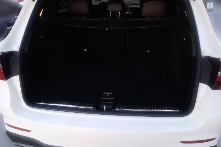 奔驰GLC 2018款 GLC 300 4MATIC 动感型局部细节23