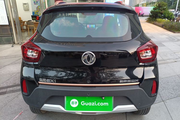 东风纳米 纳米BOX 2022款 追风版 331KM 标准型车身外观6