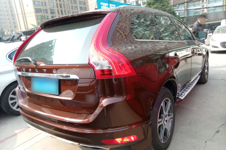 沃尔沃XC60 2015款 T5 AWD 智远版车身外观7
