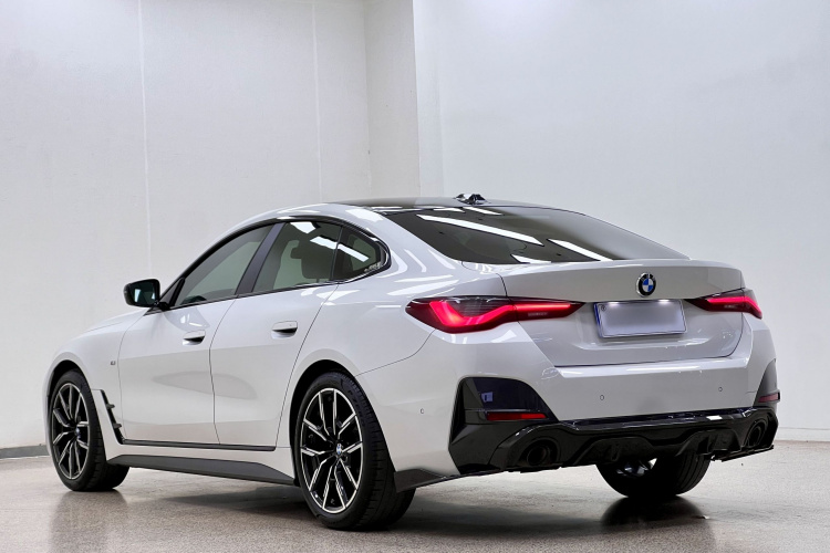 宝马4系 2022款 425i Gran Coupe M运动曜夜套装车身外观6006