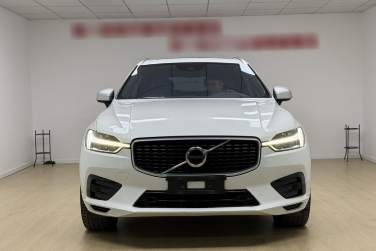 沃尔沃XC60 2018款 T5 四驱智远运动版车身外观6002