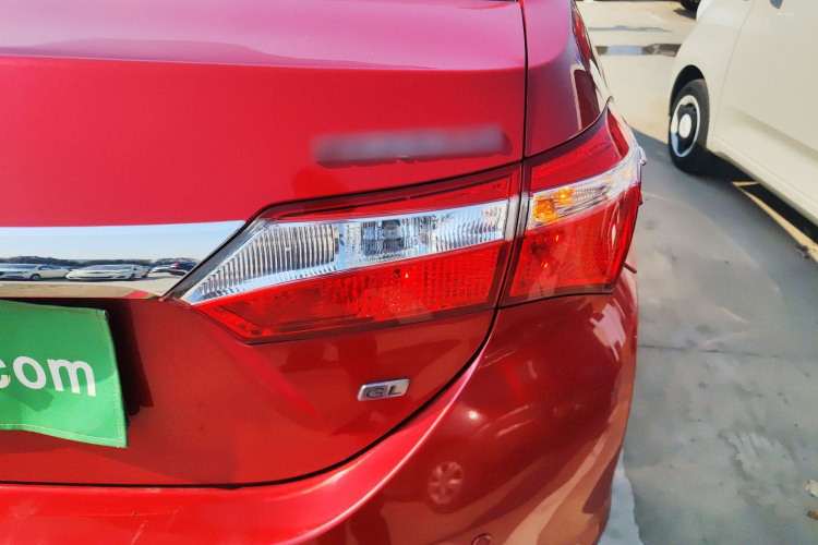 丰田 卡罗拉 2014款 1.6L CVT GL车身外观9