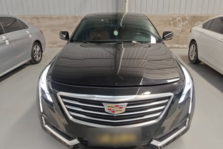 凯迪拉克CT6 2017款 28T 领先型车身外观2