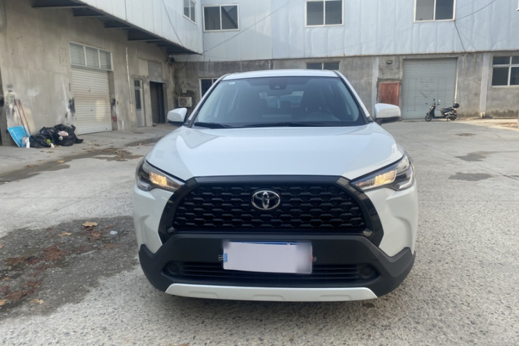 丰田 卡罗拉锐放 2022款 2.0L 先锋版车身外观6001