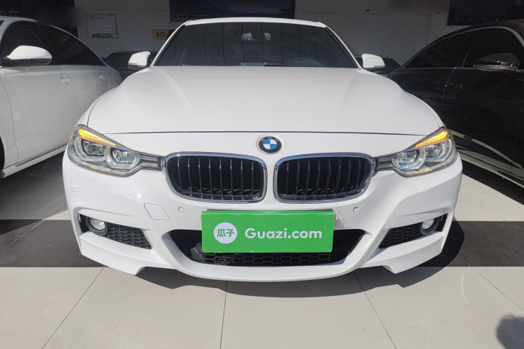 宝马3系 2018款 320i M运动套装车身外观2