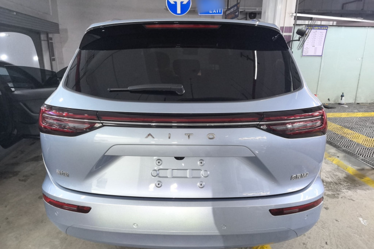 鸿蒙智行 问界M7 2024款 1.5T 四驱Plus版 5座车身外观6004